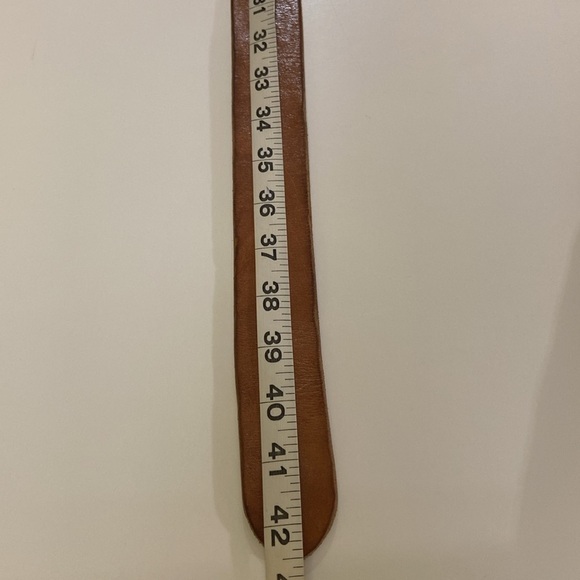 CLUB MONACO MEN GENUINE 1 1/2 INCHES TAN LEATHER BELT WITH SILVER BUCKLE 34 - Picture 7 of 10